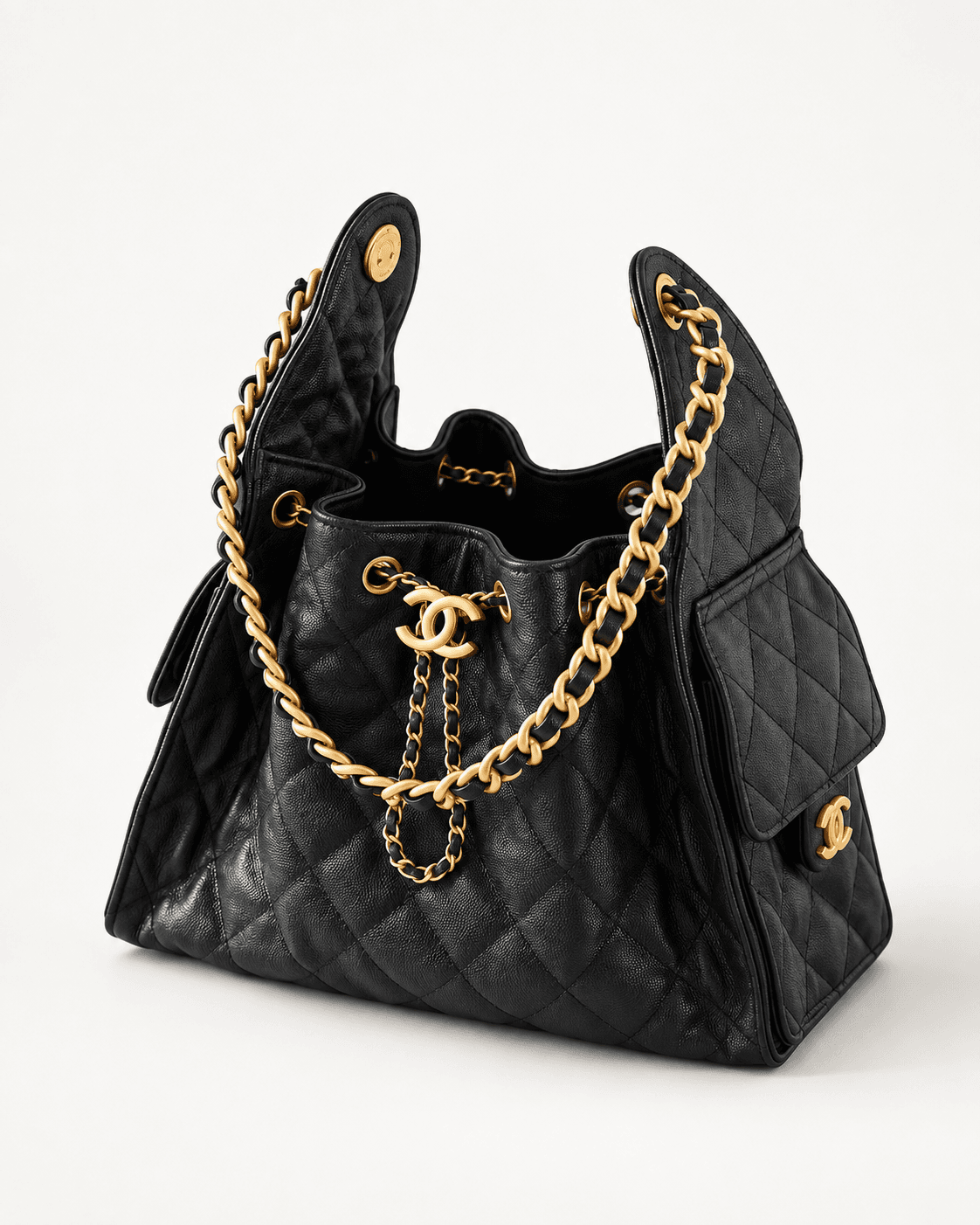 Chanel Bag 25L en color negro, vista frontal