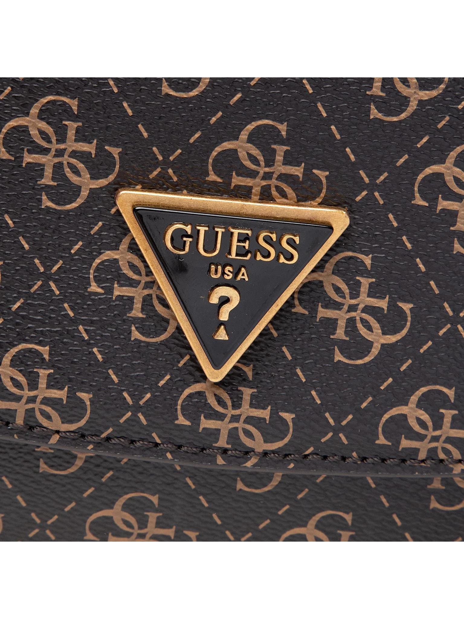 Guess Shoulder Bag Cordelia en color marrón, detalle